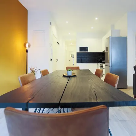 Perfectly Eliza By United Renters